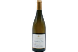 - LA COMBE AUX FÉES 17 euros - Entre roche et lac, lumineux, salin et fruité, La Combe aux Fées est une carte postale gustative qui reflète une expression rare du Chardonnay en Savoie.